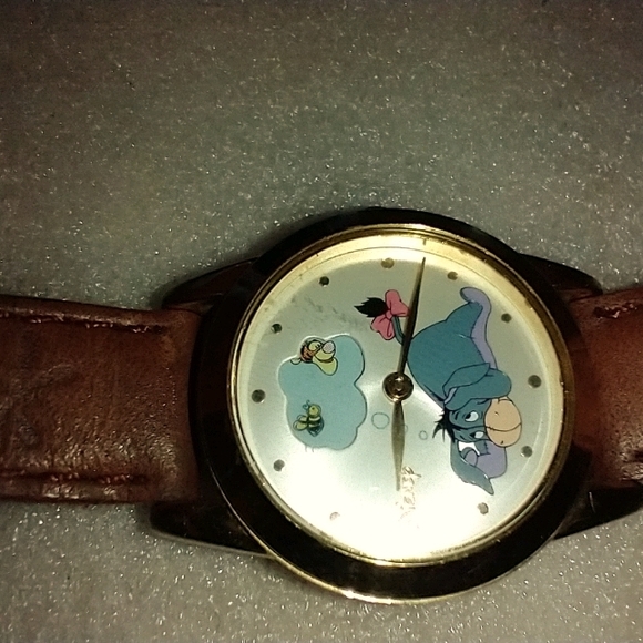 Disney watch - Picture 1 of 8
